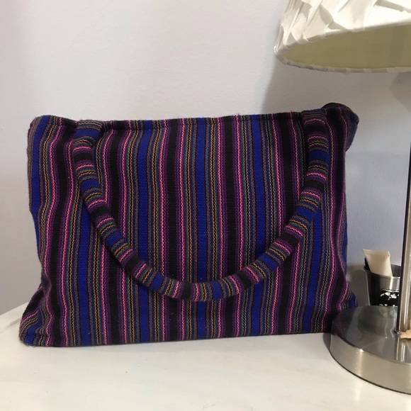 Embroidered Purse - Picture 4 of 5